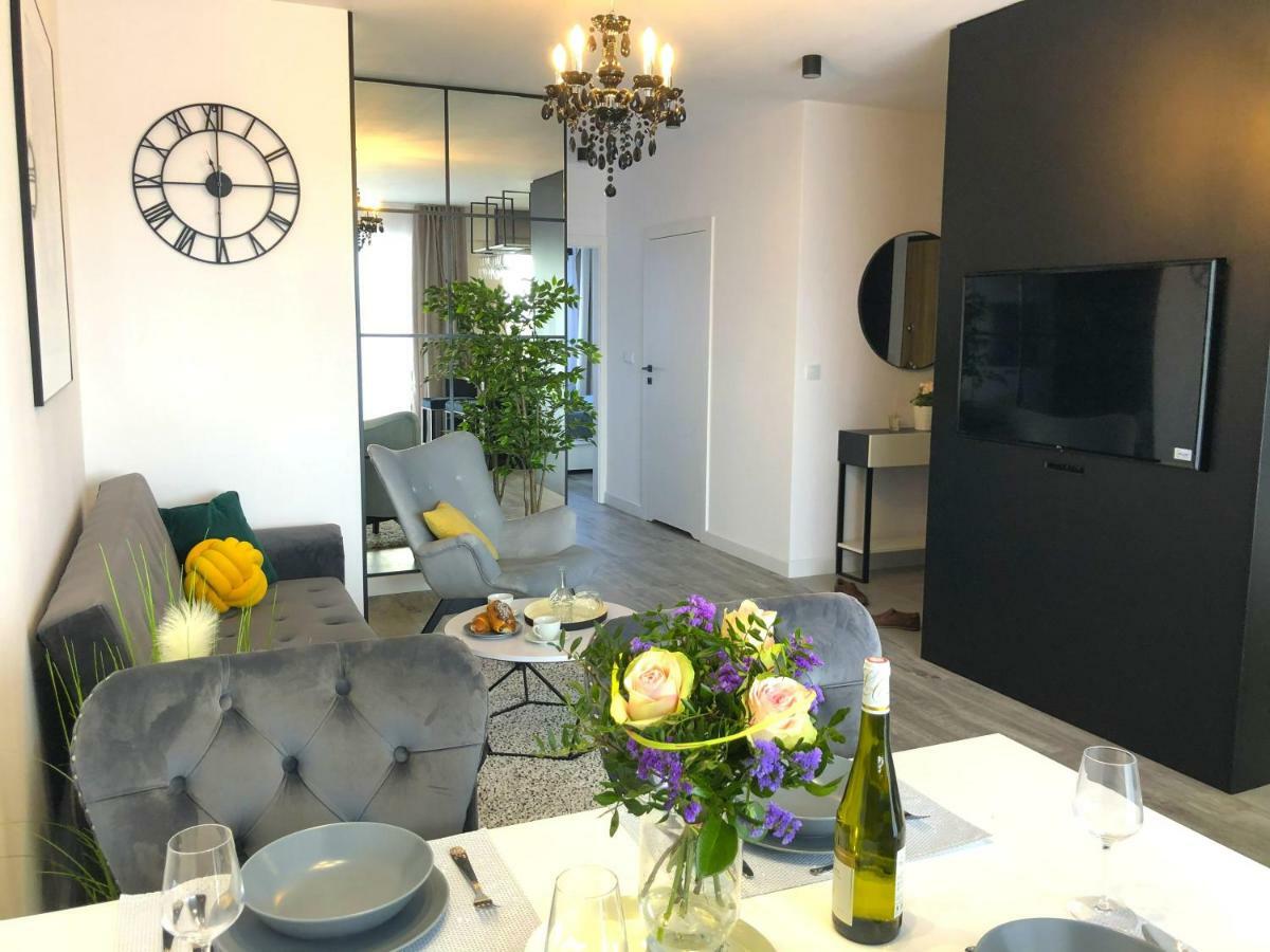 Glamour Apartment With Big, Private Terrace Krakow Bagian luar foto