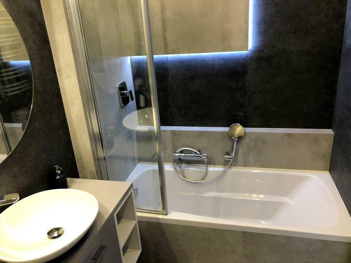 Glamour Apartment With Big, Private Terrace Krakow Bagian luar foto